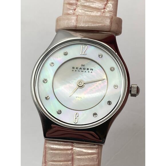 Skagen Womens MOP Slim Watch 24mm - New Battery-Adjustable Leather Band WR 3ATM - Picture 1 of 12